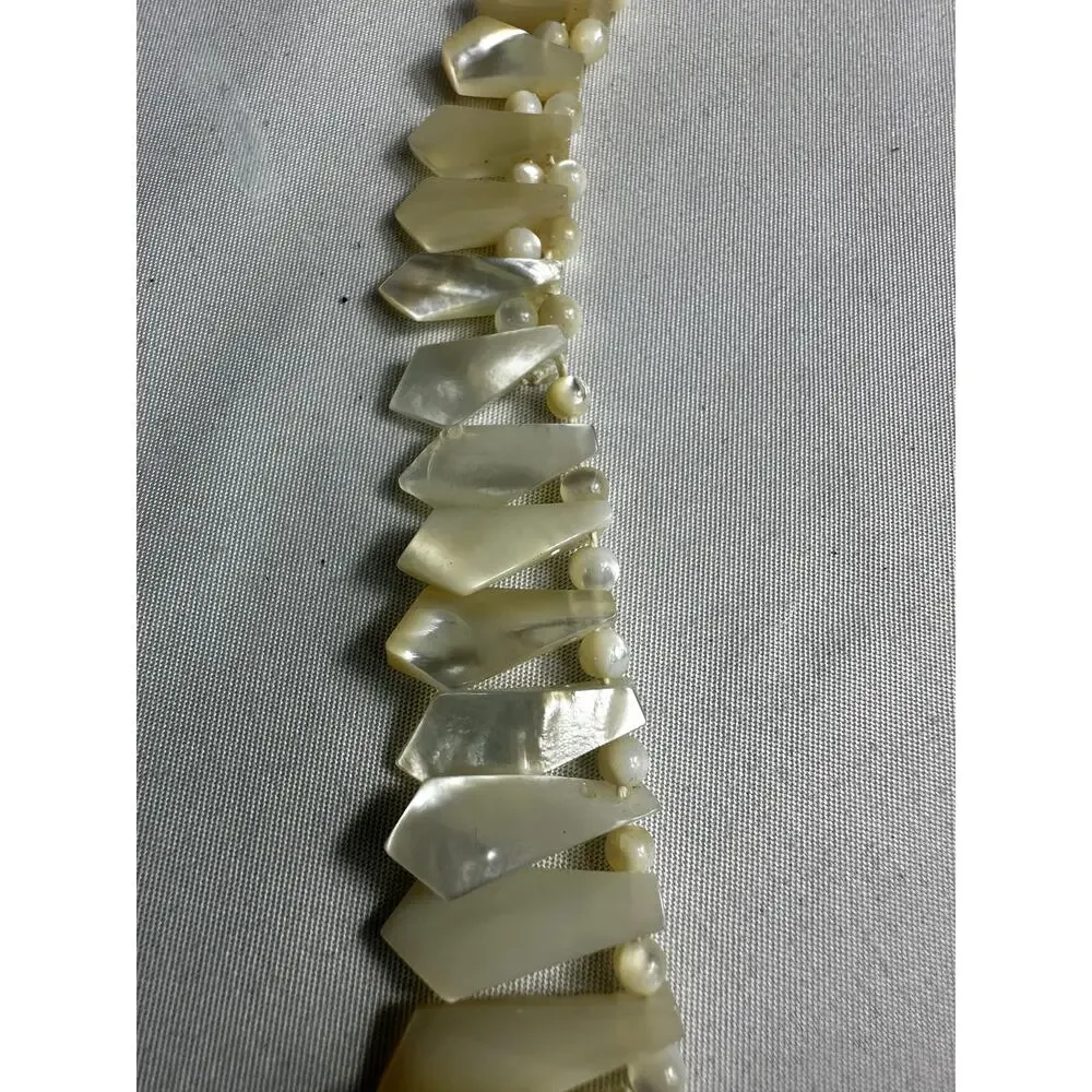 Vintage Mother of Pearl Shell Statement Necklace 16